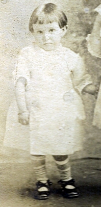 outdoor child in italy